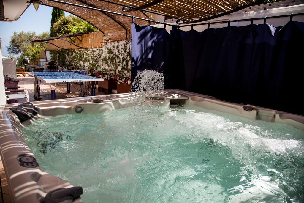 Casa Vacanze Villa Antonella By Gocce ヴィーコ・エクエンセ 部屋 写真